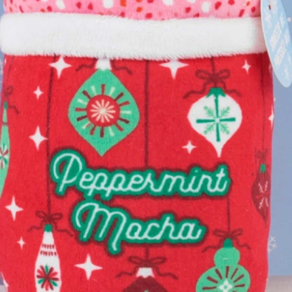 🆕 Fringe Studio Peppermint Mocha Dog Toy